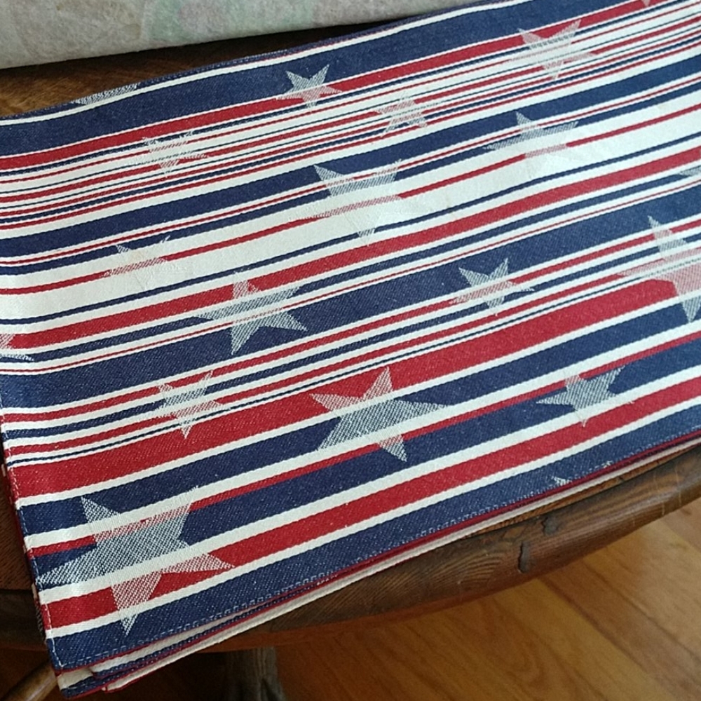 8 Stars & Stripes Placemats